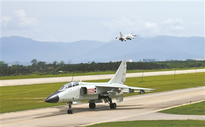 海军航空兵某旅开展实战化训练